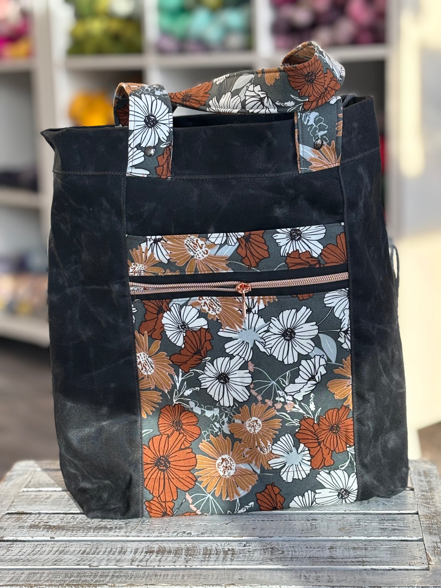 Large Firefly Tote with Drawstring