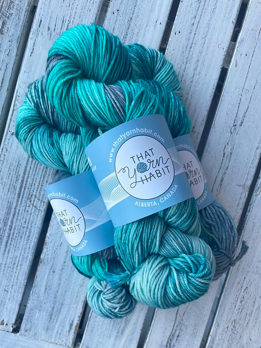 Wednesday Collection: Nevermore Sirens Squishy DK