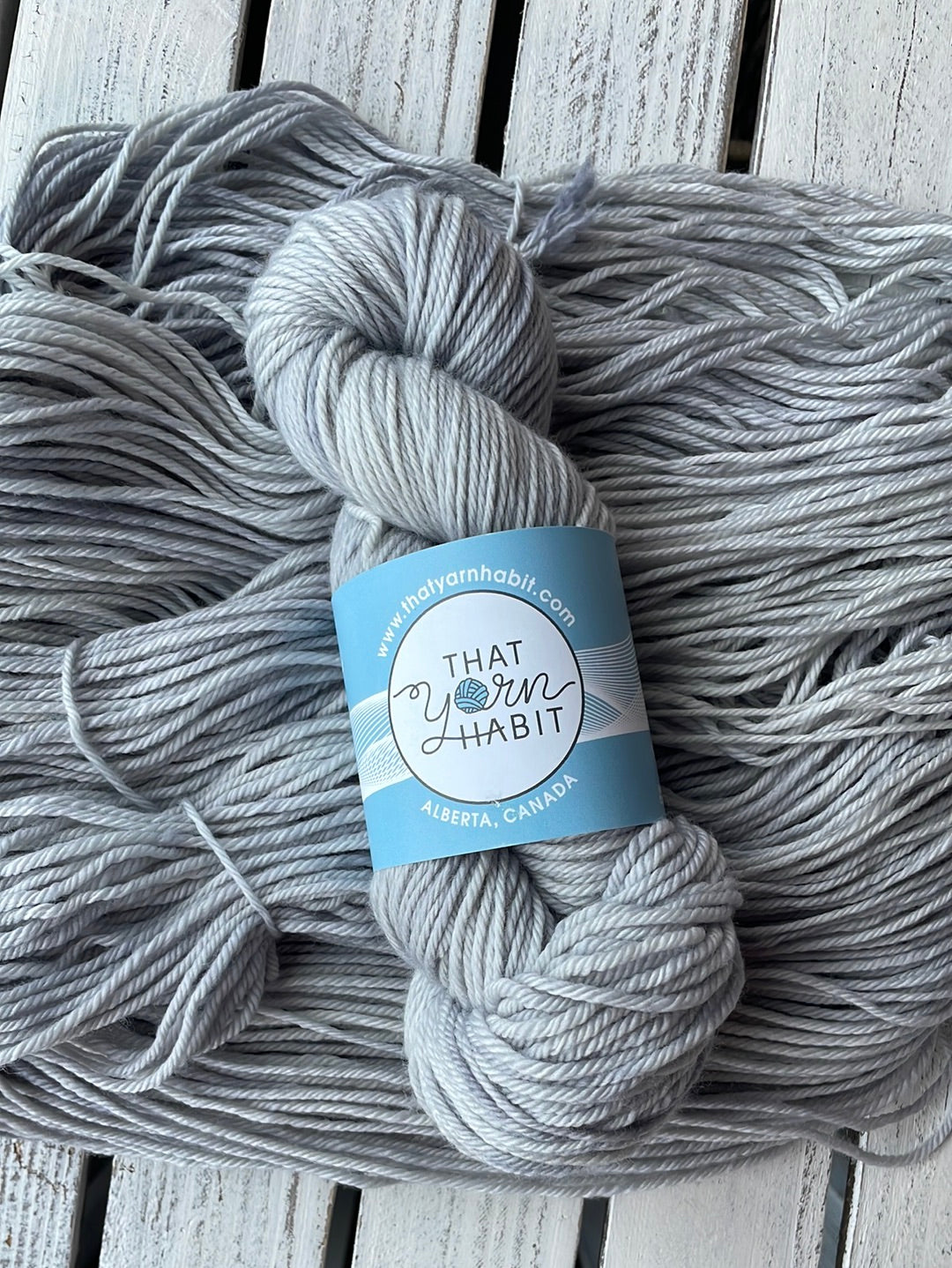 Lustrous Cushy Worsted