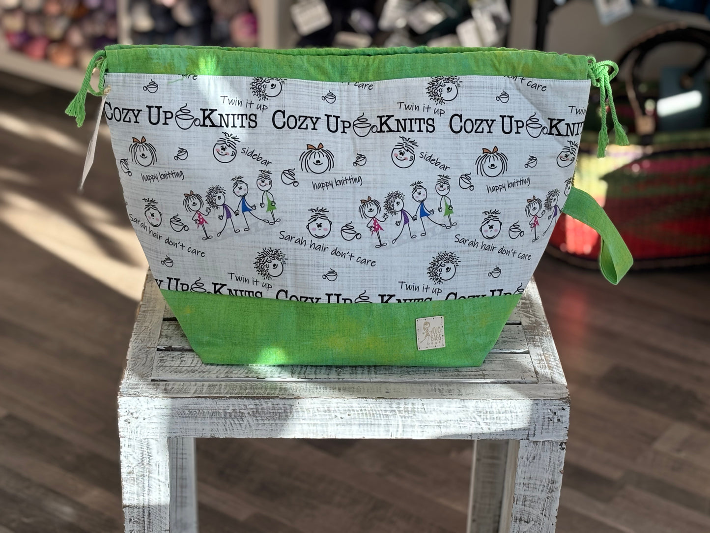 Large Finch Bucket Jojo Bag